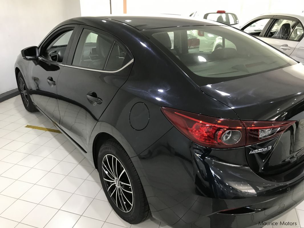 Mazda 3 - BLACK in Mauritius