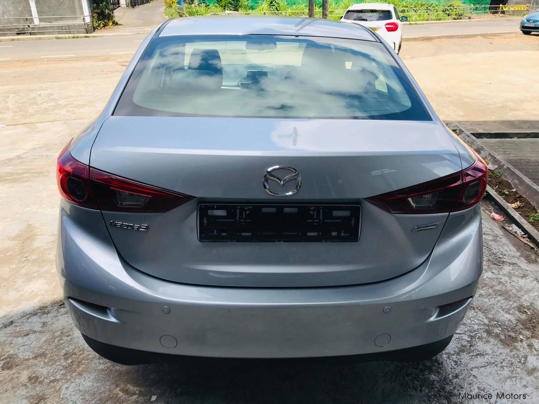 Mazda 3 SKYACTIV AT SUNROOF LEATHER  in Mauritius