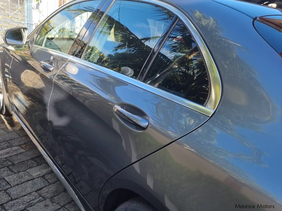 Mercedes-Benz AMG C180 in Mauritius