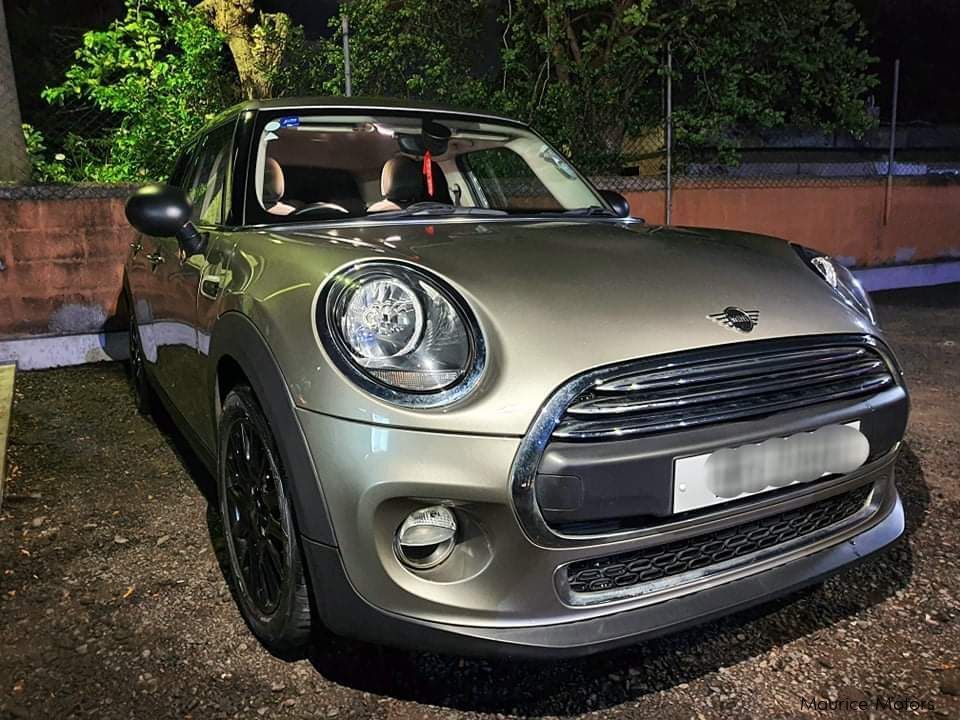 Mini cooper in Mauritius