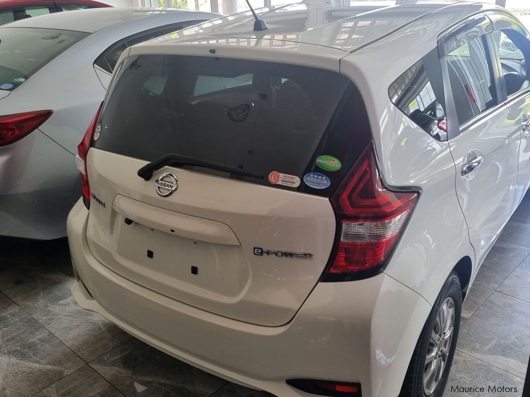 Nissan note e power in Mauritius