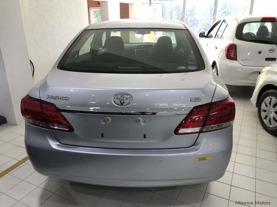 Toyota PREMIO - SILVER in Mauritius