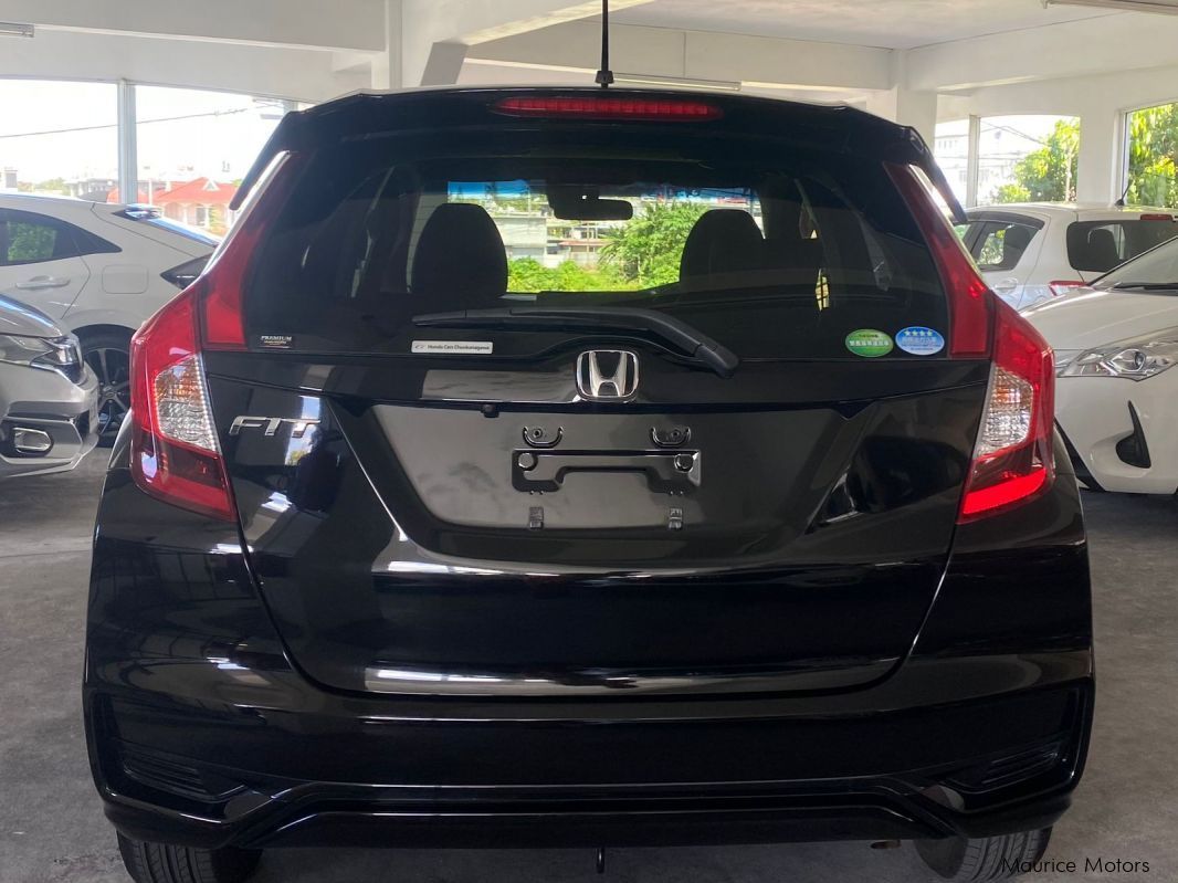 Honda Fit 13G L in Mauritius