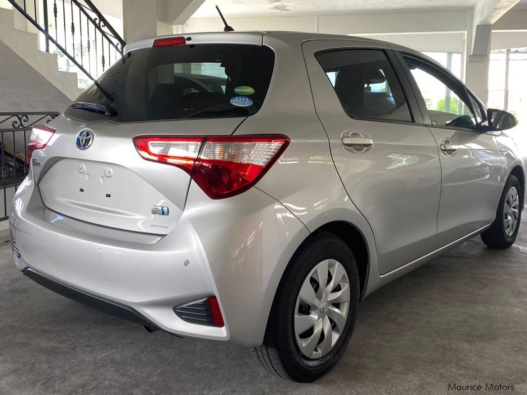 Toyota Vitz Hybrid in Mauritius