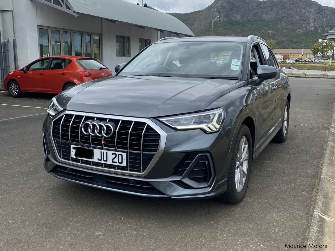 Audi Q3 (S line) in Mauritius