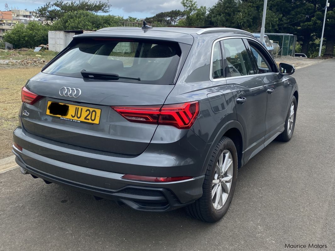 Audi Q3 (S line) in Mauritius