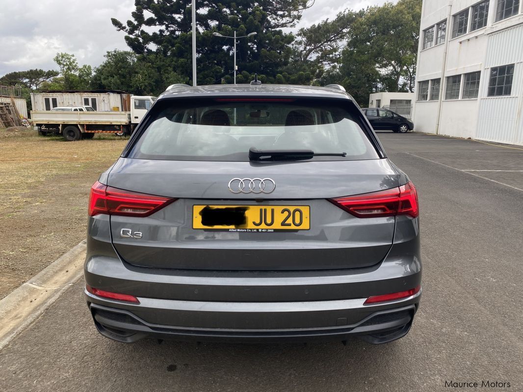 Audi Q3 (S line) in Mauritius