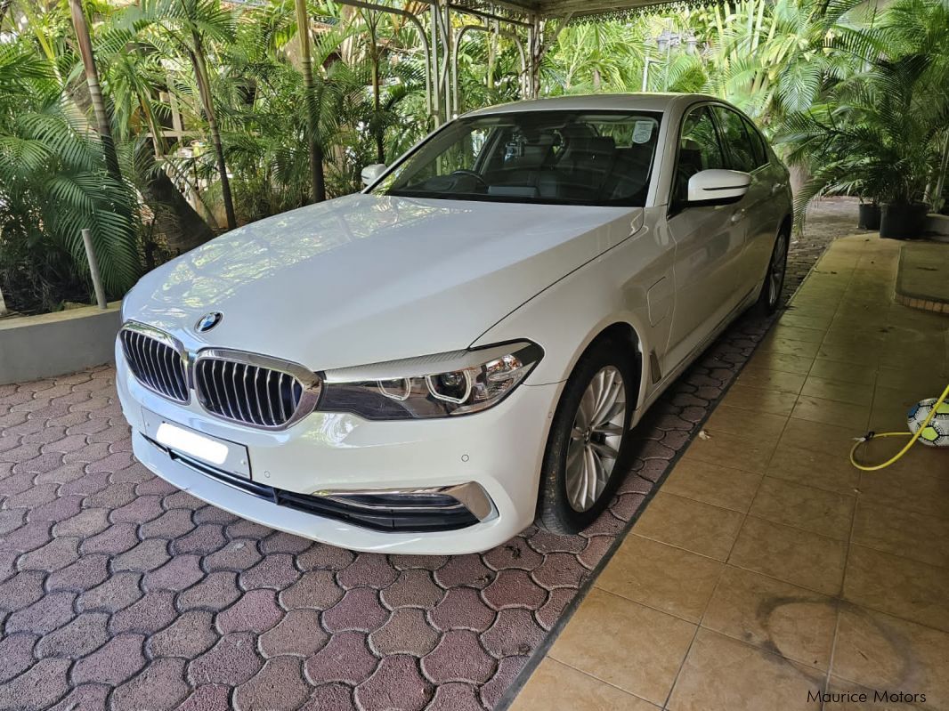 BMW 530e iperformance in Mauritius