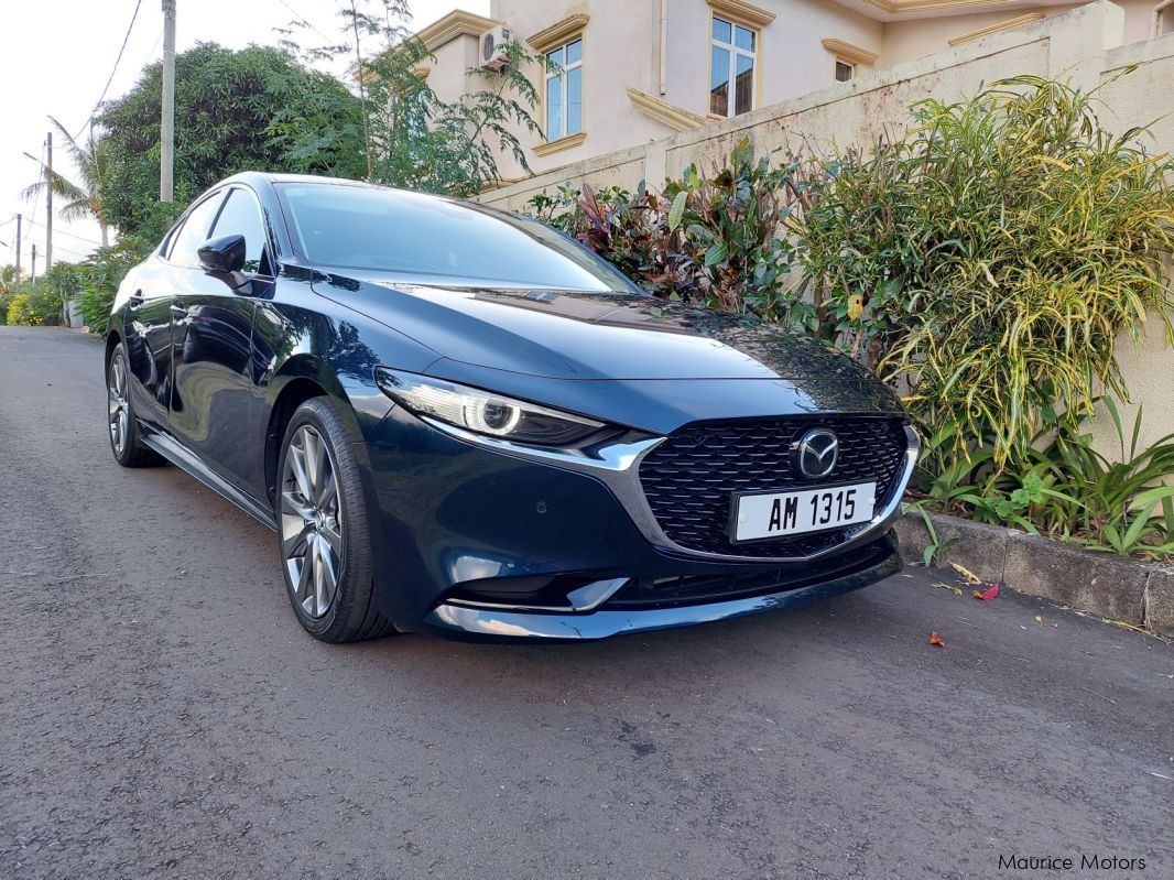 Mazda 3 Signature in Mauritius