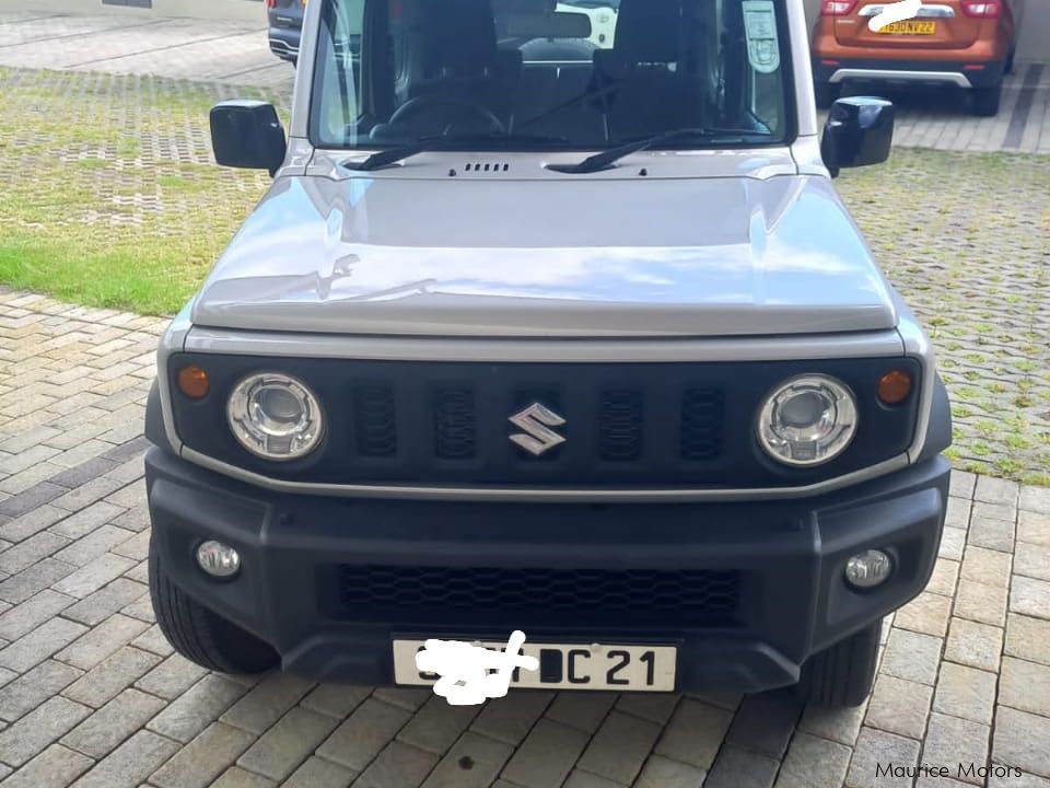 Suzuki Jimny GLX automatic in Mauritius