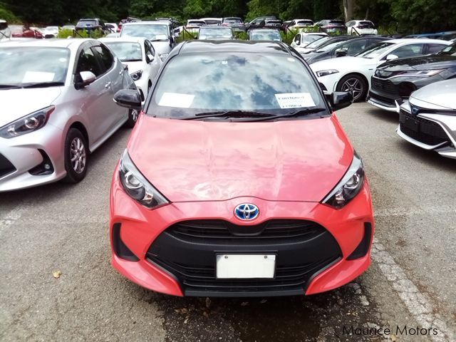 Toyota Toyota Yaris Hybrid in Mauritius