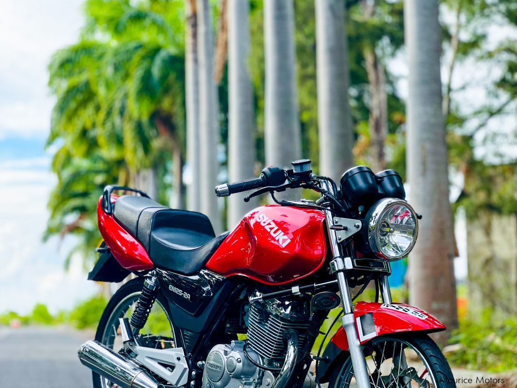 Suzuki EN 150CC in Mauritius