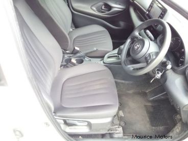 Pre-owned Toyota Yaris HYBRID X for sale in 