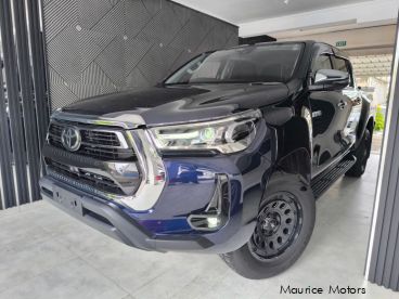 Toyota Hilux d