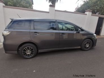 Pre-owned Toyota Wish for sale in 