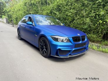 Pre-owned BMW 320i for sale in 