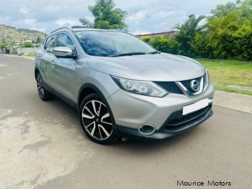 Pre-owned Nissan Qashqai for sale in 