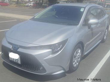 Pre-owned Toyota COROLLA TOURING 1.8 HYBRID for sale in 