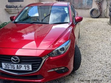 Pre-owned Mazda 3 for sale in 