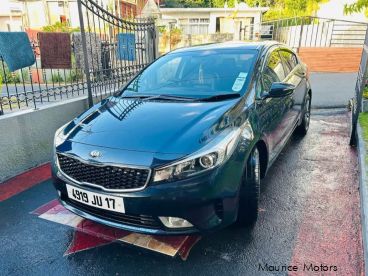 Pre-owned Kia Cerato for sale in 