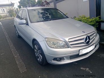 Pre-owned Mercedes-Benz C180 for sale in 