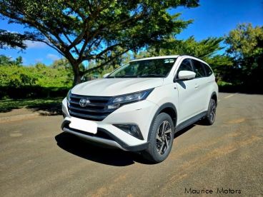 Pre-owned Toyota Rush for sale in 