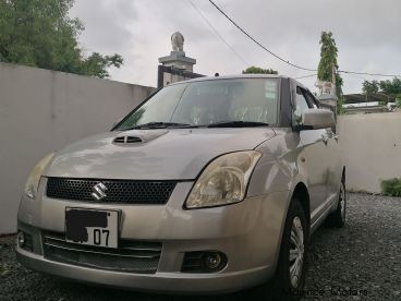 Pre-owned Suzuki Swift for sale in
