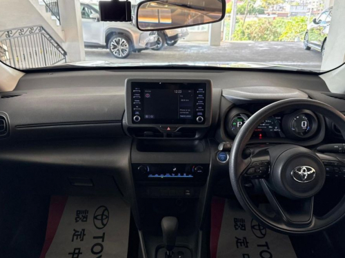 Toyota Yaris Cross X Hybrid  in Mauritius