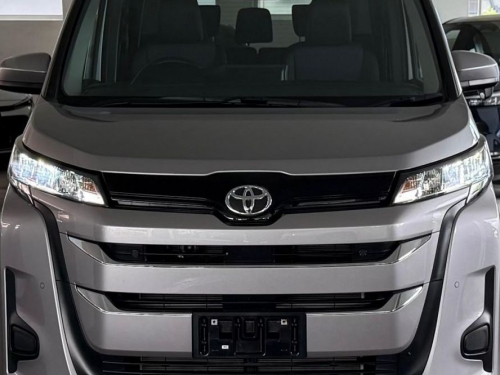 Toyota Noah X in Mauritius