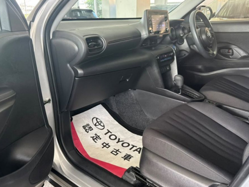 Toyota Yaris Cross X Hybrid  in Mauritius