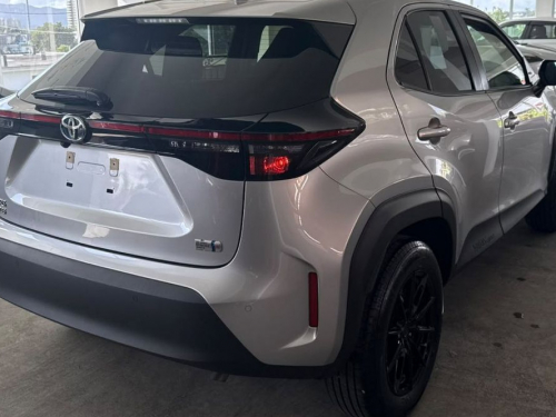 Toyota Yaris Cross X Hybrid  in Mauritius