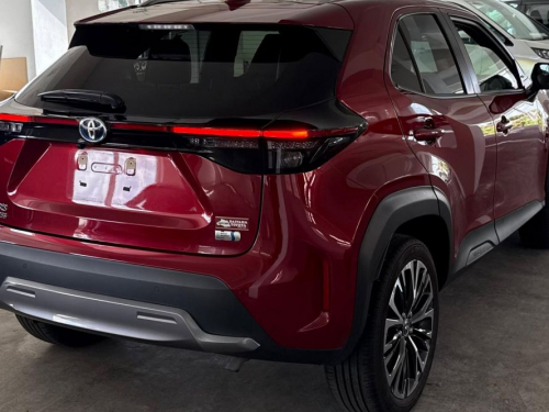 Toyota Yaris Cross Z Adventure Hybrid in Mauritius