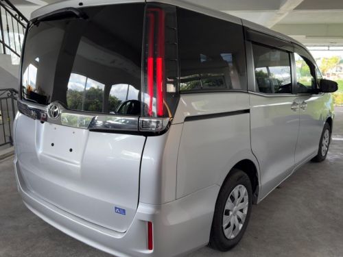 Toyota Noah X in Mauritius