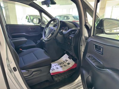 Toyota Noah X in Mauritius