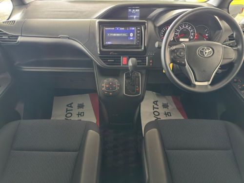 Toyota Noah X in Mauritius