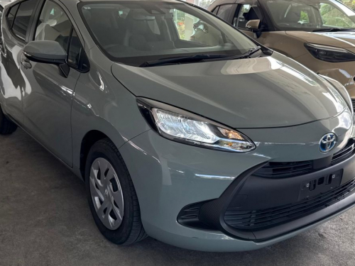 Toyota Aqua X Hybrid in Mauritius