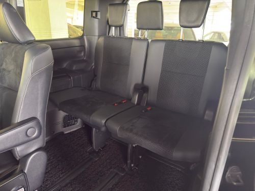 Toyota Voxy ZS Kirameki 3 in Mauritius