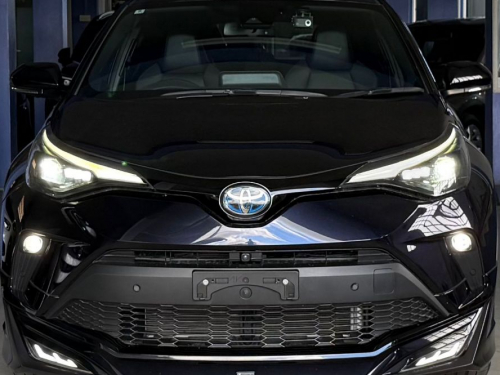 Toyota  C-HR G Nero Hybrid in Mauritius