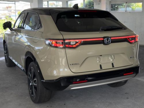 Honda Vezel e:HEV Play in Mauritius