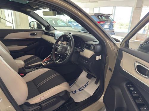 Honda Vezel e:HEV Play in Mauritius