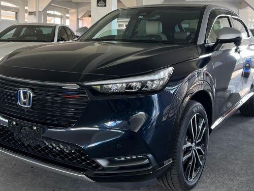 Honda Vezel e:HEV Play in Mauritius