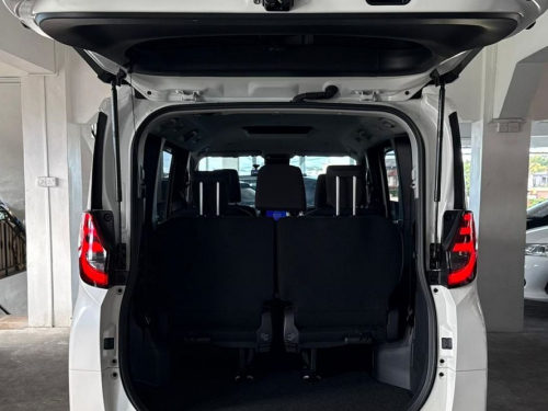 Toyota Noah X in Mauritius