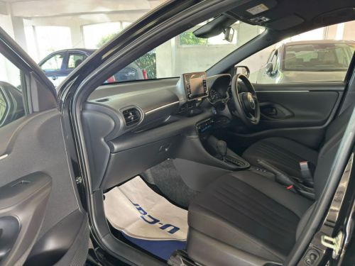 Toyota Yaris X Hybrid  in Mauritius