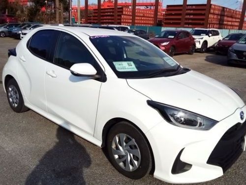 Pre-owned Toyota Yaris HYBRID X for sale in 