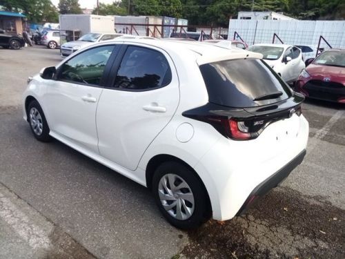 Toyota Yaris HYBRID X in Mauritius