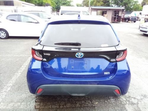 Toyota Yaris HYBRID X in Mauritius