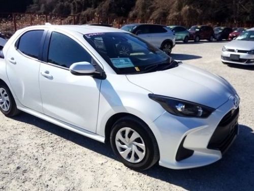 Pre-owned Toyota Yaris HYBRID X for sale in 