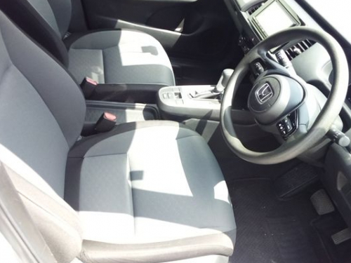 Honda Fit e:HEV BASIC in Mauritius