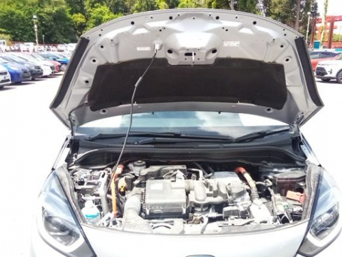 Honda Fit e:HEV BASIC in Mauritius