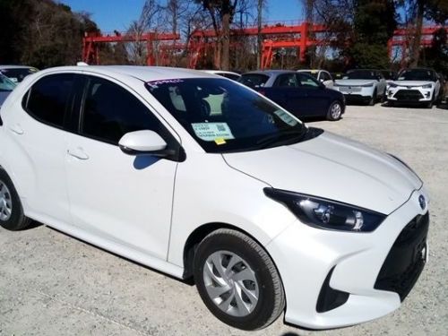 Pre-owned Toyota Yaris HYBRID X for sale in 